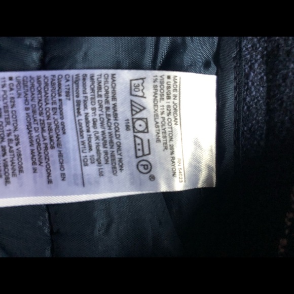 Banana Republic dress shorts - Worn one time!! - Picture 6 of 6